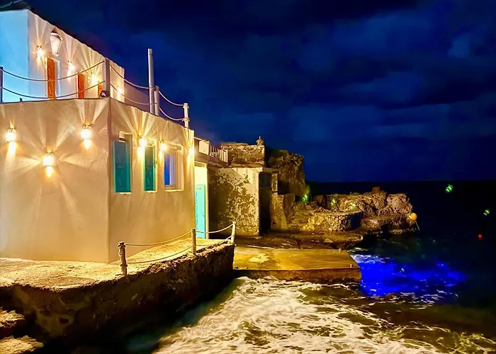 Milos Island -cavo Paradiso Boutique Ochen House *