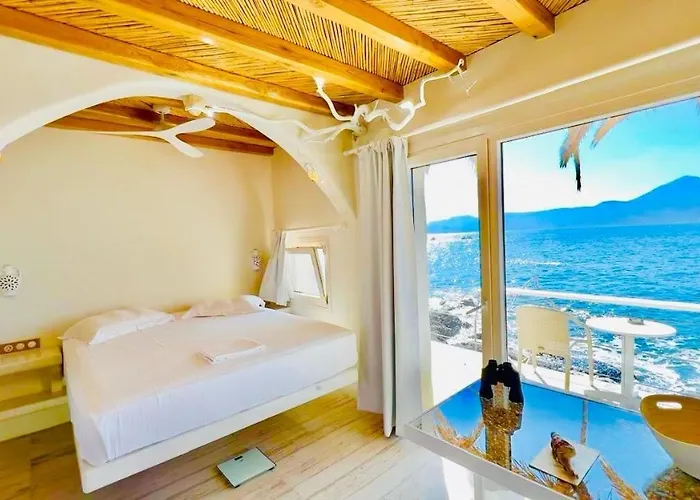 Milos Island -cavo Paradiso Boutique Ochen House *