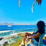 Milos Island -cavo Paradiso Boutique Ochen House Lägenhet