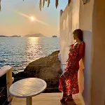 Milos Island -cavo Paradiso Boutique Ochen House
