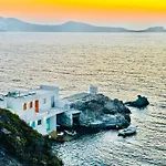 Lägenhet Milos Island -cavo Paradiso Boutique Ochen House *