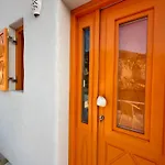 Lägenhet Milos Island -cavo Paradiso Boutique Ochen House