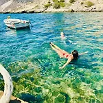 Milos Island -cavo Paradiso Boutique Ochen House *