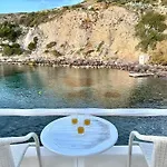 Milos Island -cavo Paradiso Boutique Ochen House *