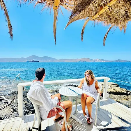 Milos Island -cavo Paradiso Boutique Ochen House 아파트 *