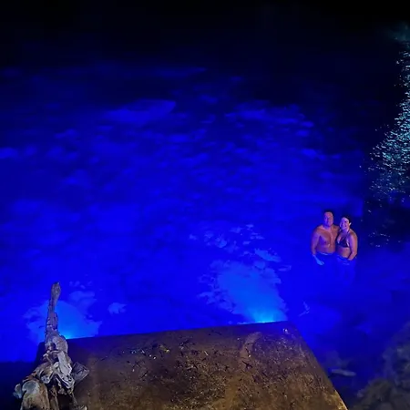 아파트 Milos Island -cavo Paradiso Boutique Ochen House